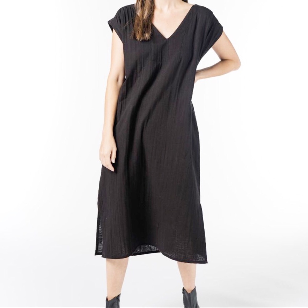 tribe alive Black V-Neck Midi Dress